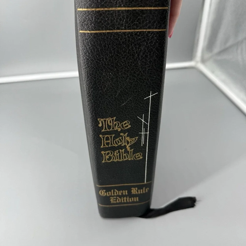 The Holy Bible Golden Rule Edition Vtg Family Bible Large Black Leather Cover‎